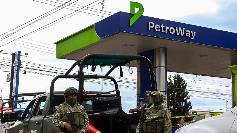 Ejército realiza cateo en gasolinera de la Zona Centro de Durango capital